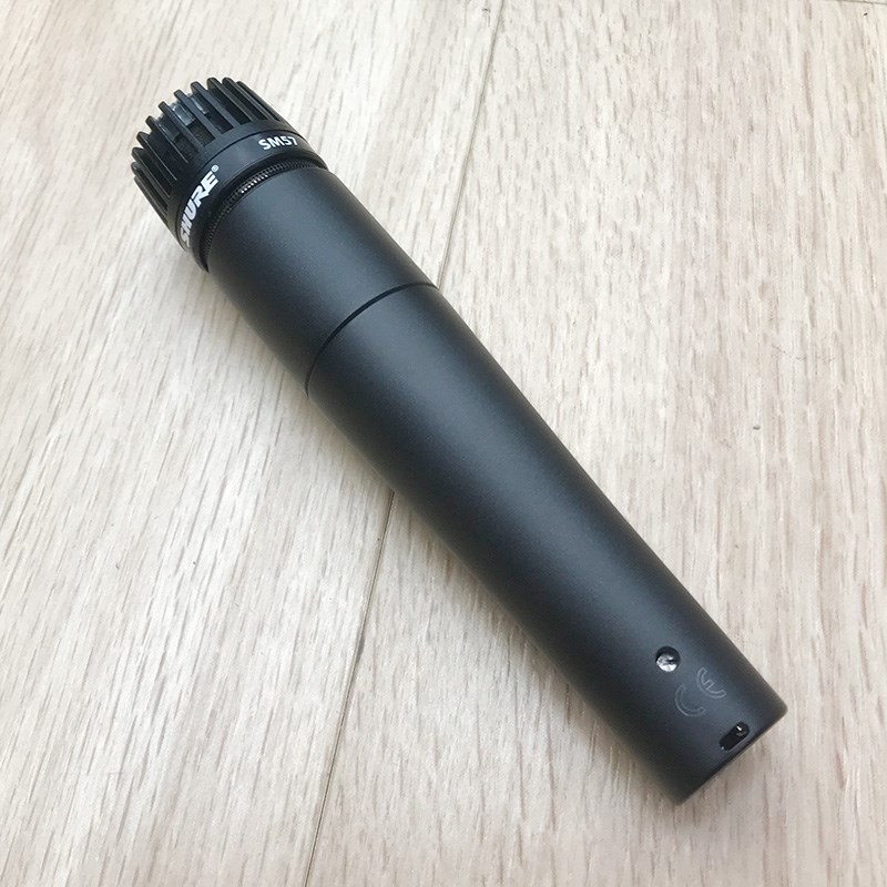 SHURE SM57の画像